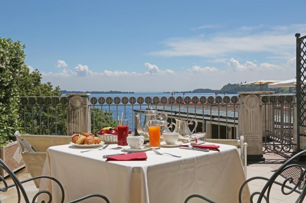 Hotel Savoy Palace Gardone Riviera Kültér fotó