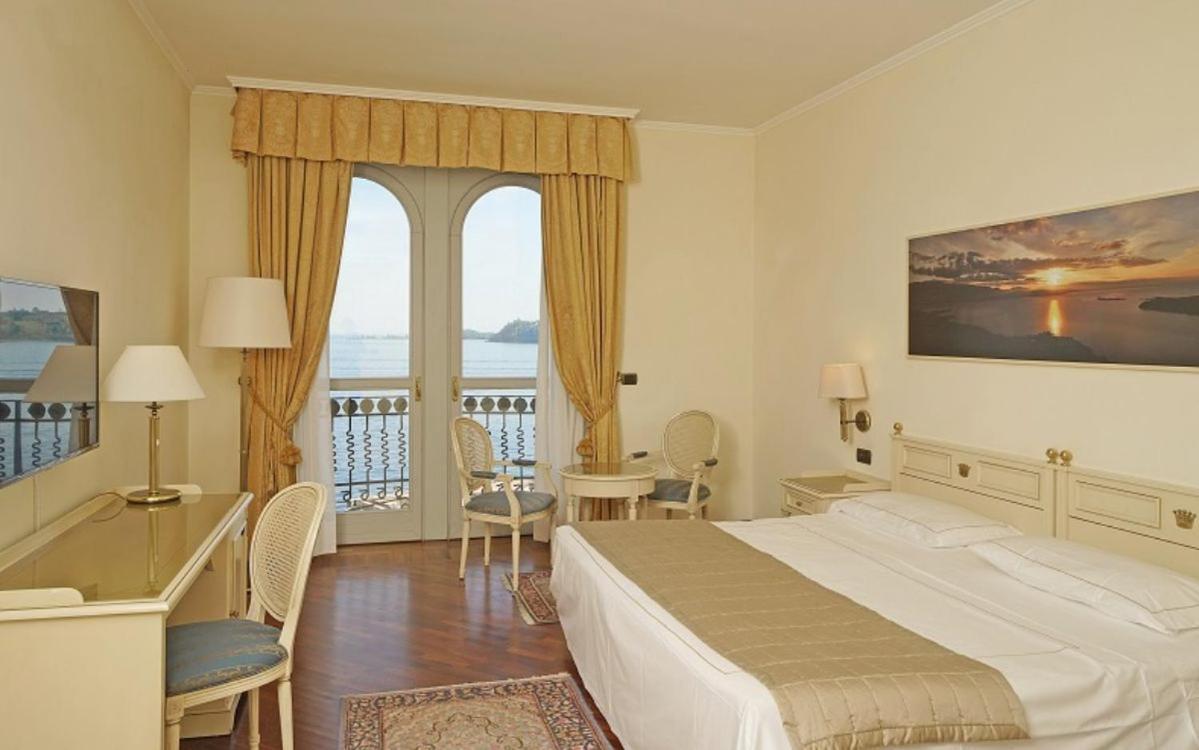 Hotel Savoy Palace Gardone Riviera Kültér fotó