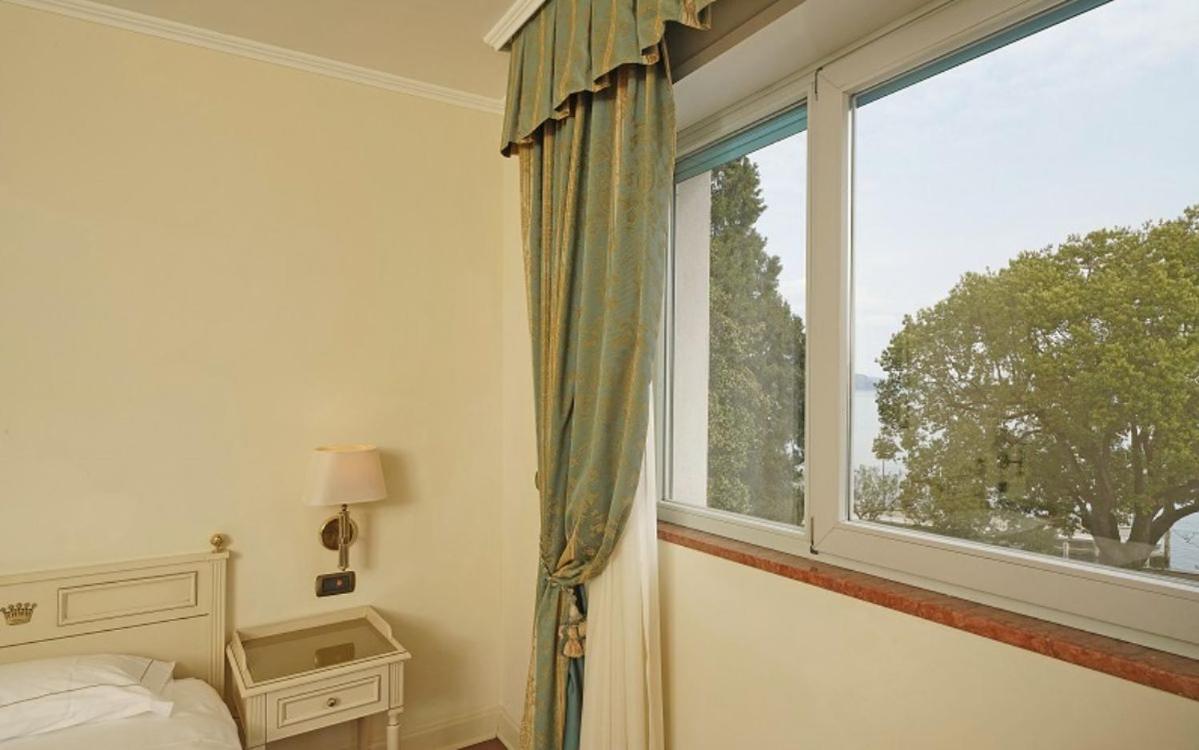 Hotel Savoy Palace Gardone Riviera Kültér fotó