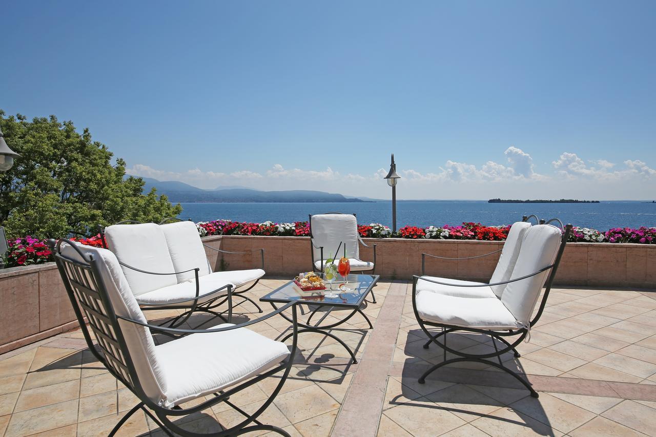 Hotel Savoy Palace Gardone Riviera Kültér fotó