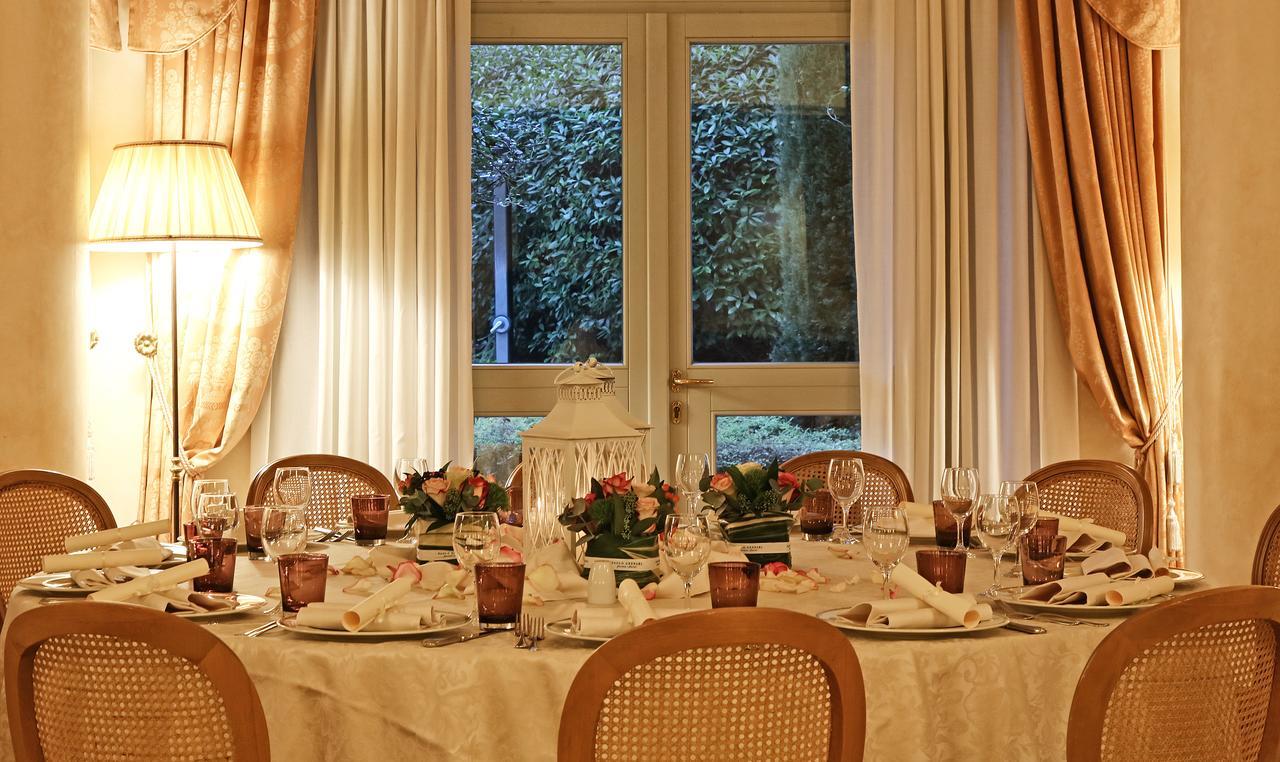 Hotel Savoy Palace Gardone Riviera Kültér fotó