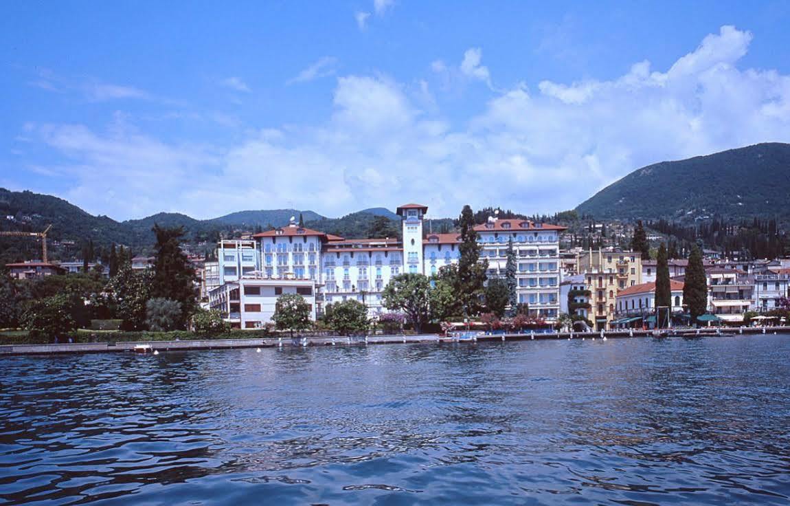 Hotel Savoy Palace Gardone Riviera Kültér fotó