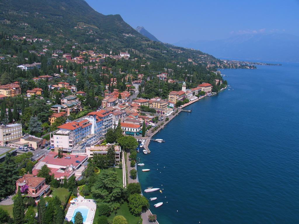 Hotel Savoy Palace Gardone Riviera Kültér fotó