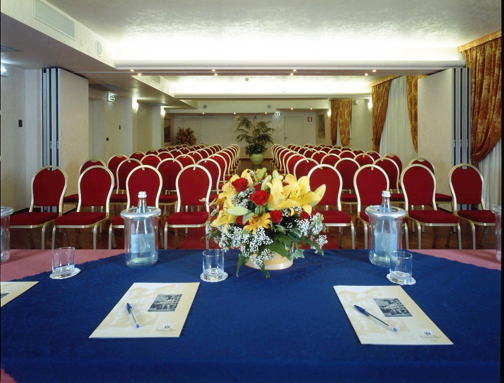 Hotel Savoy Palace Gardone Riviera Kültér fotó